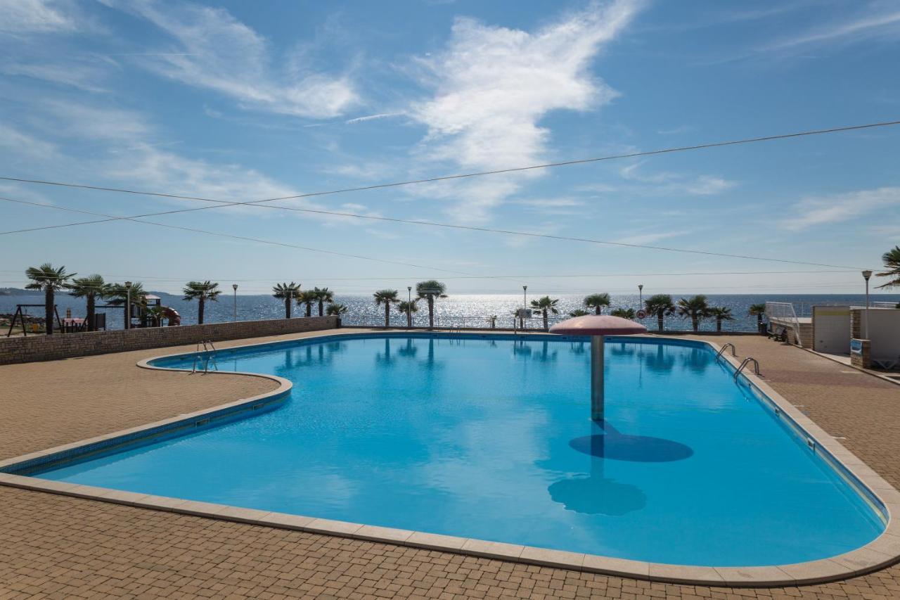 Easyatent Fkk Safari Tent Ulika Naturist - Clothes Free Πόρετς Εξωτερικό φωτογραφία